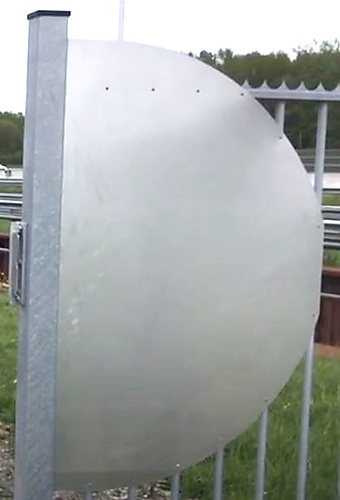 Halve maan / duwplaat poort (fr)